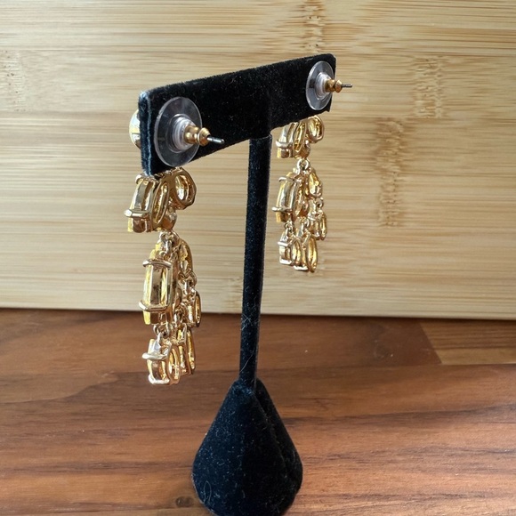 Elegant Vintage Style Gold Drop Butter Yellow Rhinestone In Gold Tone Earrings - Picture 3 of 7